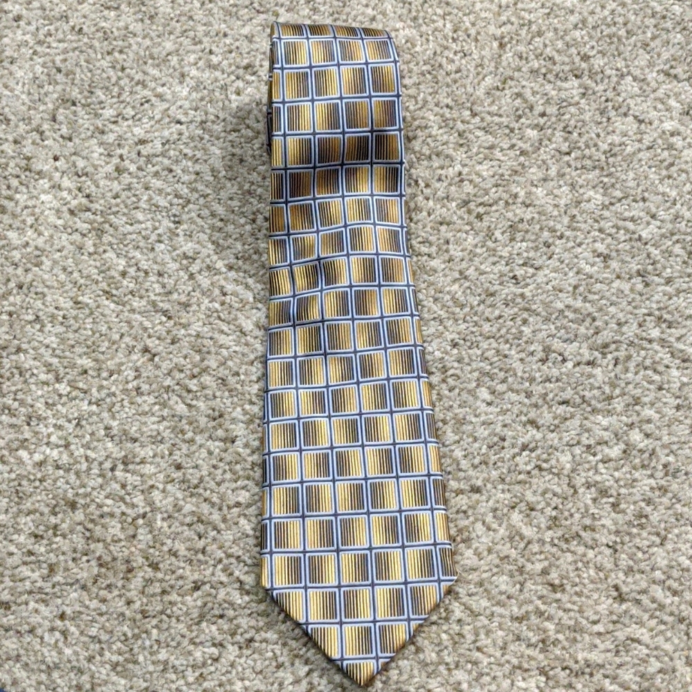 Carlos devenezia tie!